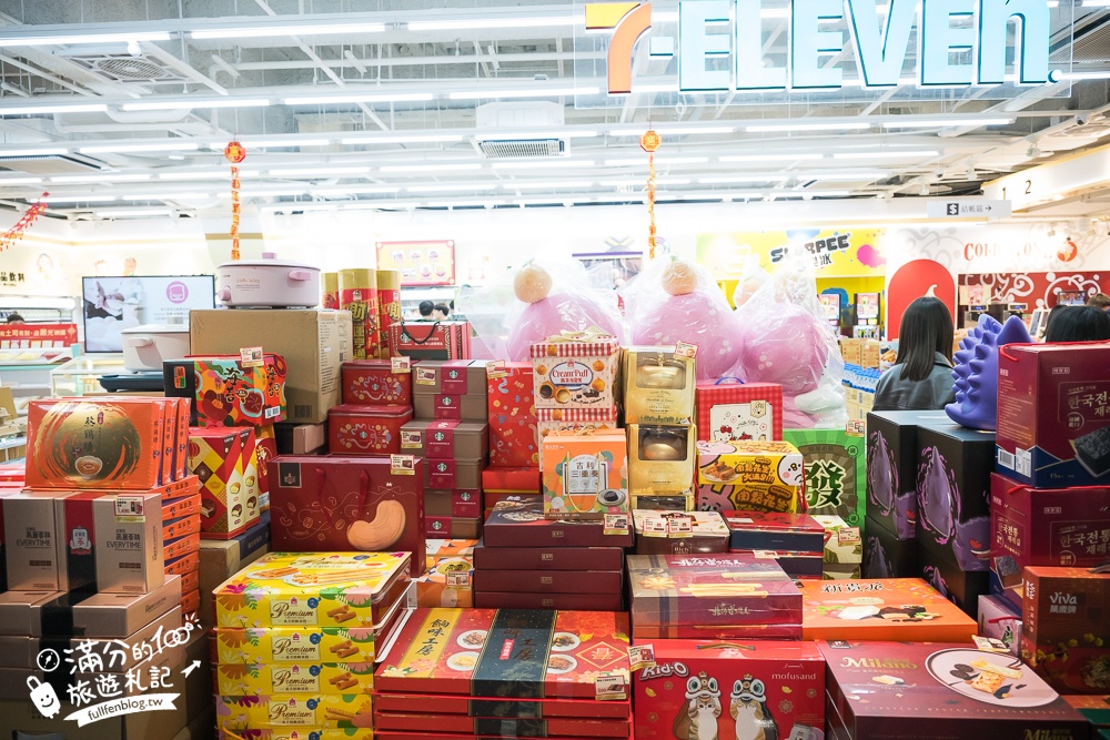 【2025台中清水服務區】人氣美食餐廳＆伴手禮整理,必拍招潮蟹星巴克,超完善親子寵物設施,免費尿布領取超讚!