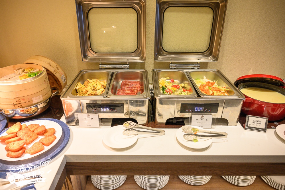 日月潭湖景飯店推薦【日月潭鴻賓大飯店】水社碼頭旁.周圍商圈熱鬧.每間房都能看日月潭絕美湖光山色!