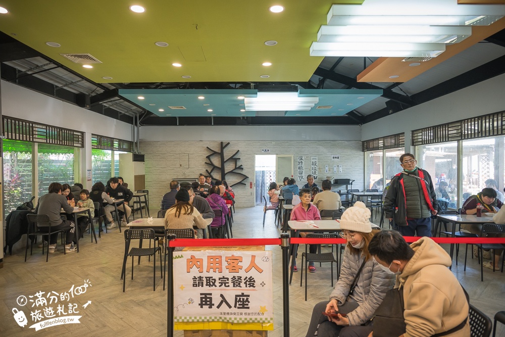 桃園【玉里橋頭臭豆腐大觀店】秘境美食來自花蓮的排隊店,卡滋卡滋的臭豆腐口感超美味!