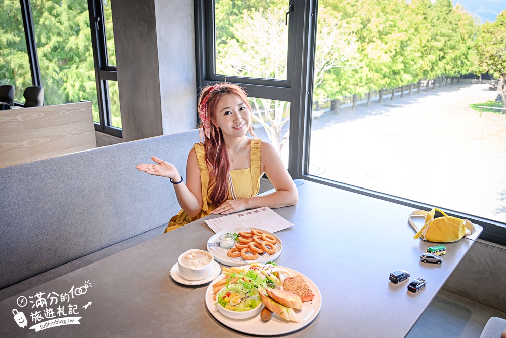 宜蘭【樹懶餐廳萌寵農場】落羽松玻璃屋超美,三大區萌寵玩樂互動空間開箱,與樹懶.泰迪羊.鸚鵡.大紅鶴.鵜鶘互動太好玩!