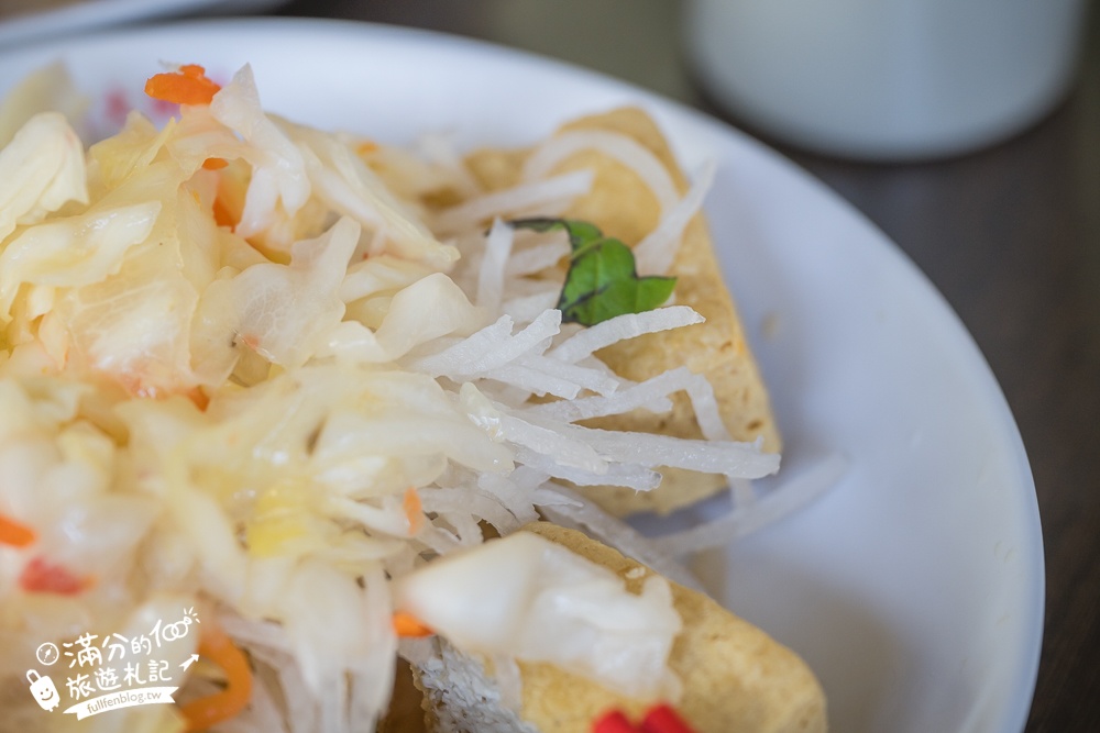 桃園【玉里橋頭臭豆腐大觀店】秘境美食來自花蓮的排隊店,卡滋卡滋的臭豆腐口感超美味!