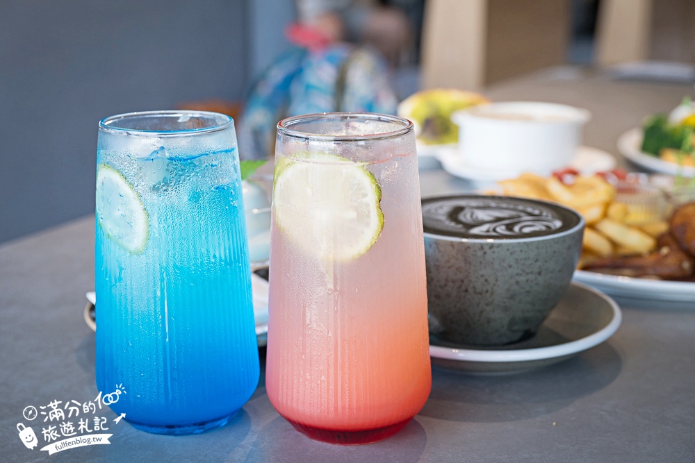 宜蘭【樹懶餐廳萌寵農場】落羽松玻璃屋超美,三大區萌寵玩樂互動空間開箱,與樹懶.泰迪羊.鸚鵡.大紅鶴.鵜鶘互動太好玩!