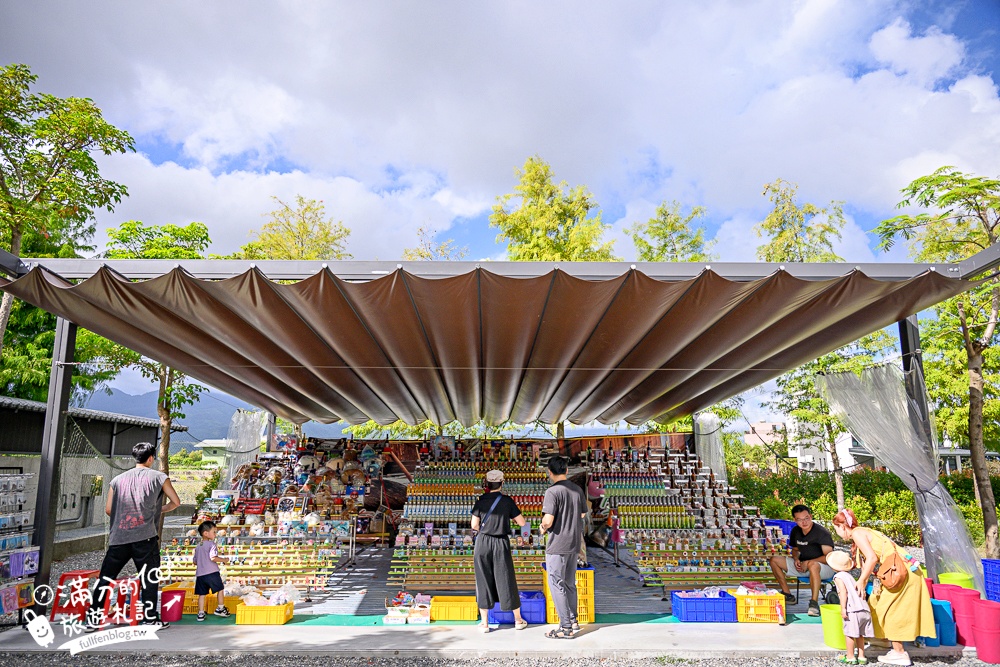 宜蘭【樹懶餐廳萌寵農場】落羽松玻璃屋超美,三大區萌寵玩樂互動空間開箱,與樹懶.泰迪羊.鸚鵡.大紅鶴.鵜鶘互動太好玩!