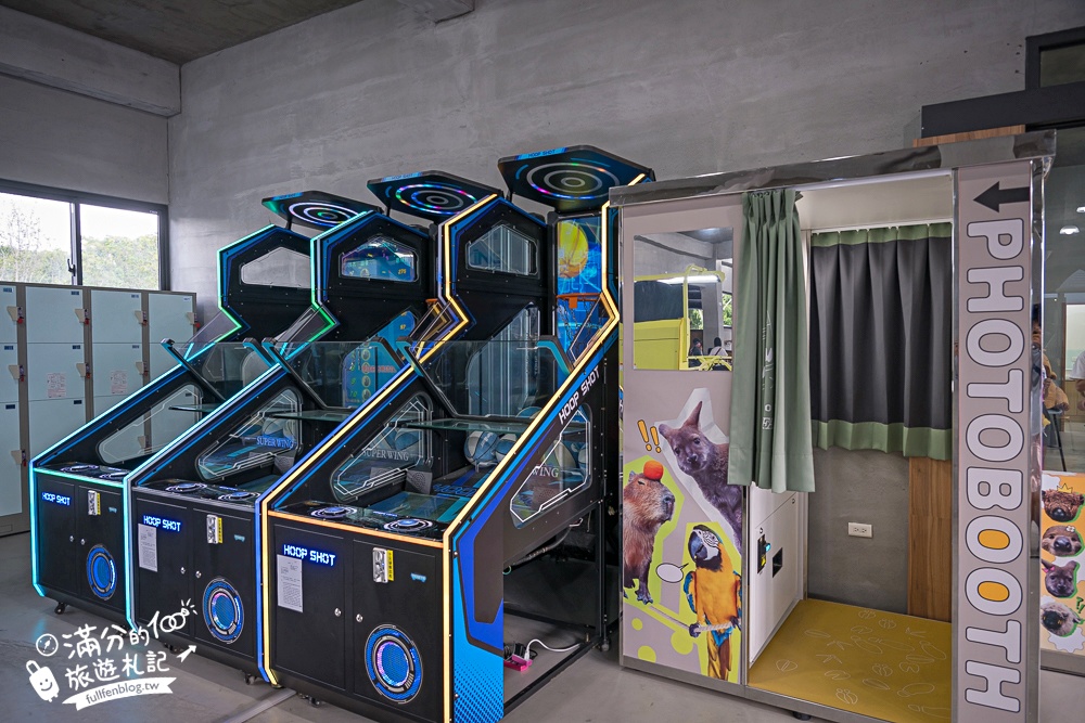 宜蘭【樹懶餐廳萌寵農場】落羽松玻璃屋超美,三大區萌寵玩樂互動空間開箱,與樹懶.泰迪羊.鸚鵡.大紅鶴.鵜鶘互動太好玩!