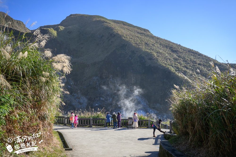 【台北陽明山】小油坑步道超壯觀,近距離欣賞後火山作用形成的噴氣孔＆硫磺結晶！