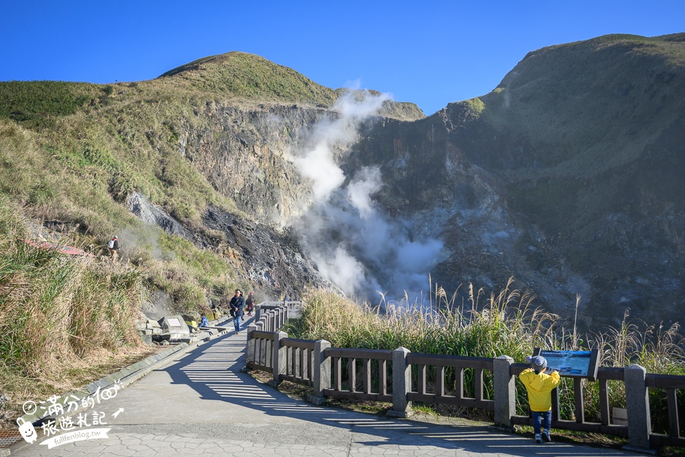 【台北陽明山】小油坑步道超壯觀,近距離欣賞後火山作用形成的噴氣孔＆硫磺結晶！