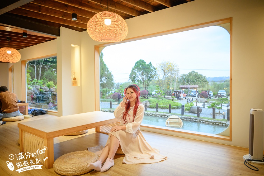 苗栗【山上村 Hill cafe】三灣鄉景觀餐廳,水上日式玻璃屋,有兒童遊戲區~秒飛日本吃鍋喝下午茶!
