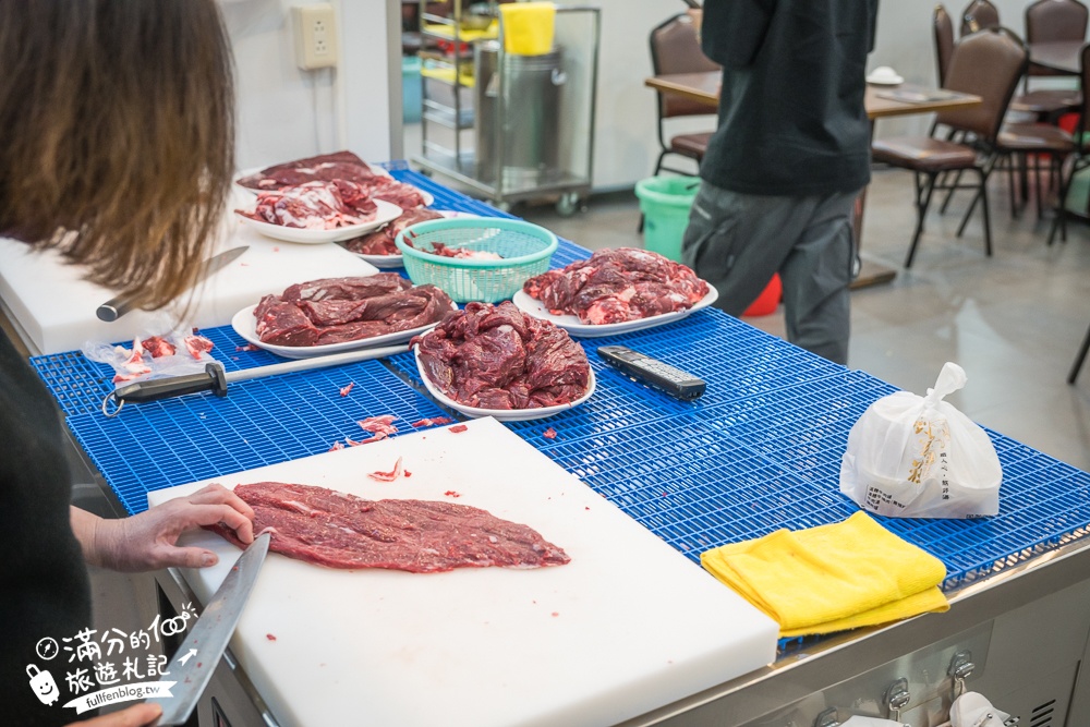 【台南劉家莊牛肉爐】永康人氣溫體牛肉火鍋,必吃牛燥飯&滷味拼盤.還有特色功夫料理超美味!