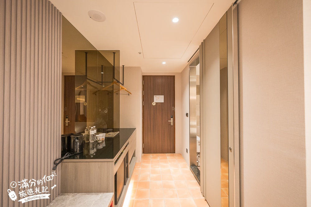 台南【晶盈親旅大酒店】全新高質感旅店,家庭房Villa渡假風,200坪兒童遊戲室,親子同行超放電!