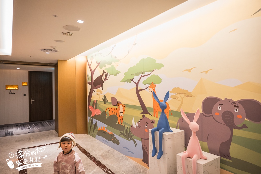 台南【晶盈親旅大酒店】全新高質感旅店,家庭房Villa渡假風,200坪兒童遊戲室,親子同行超放電!