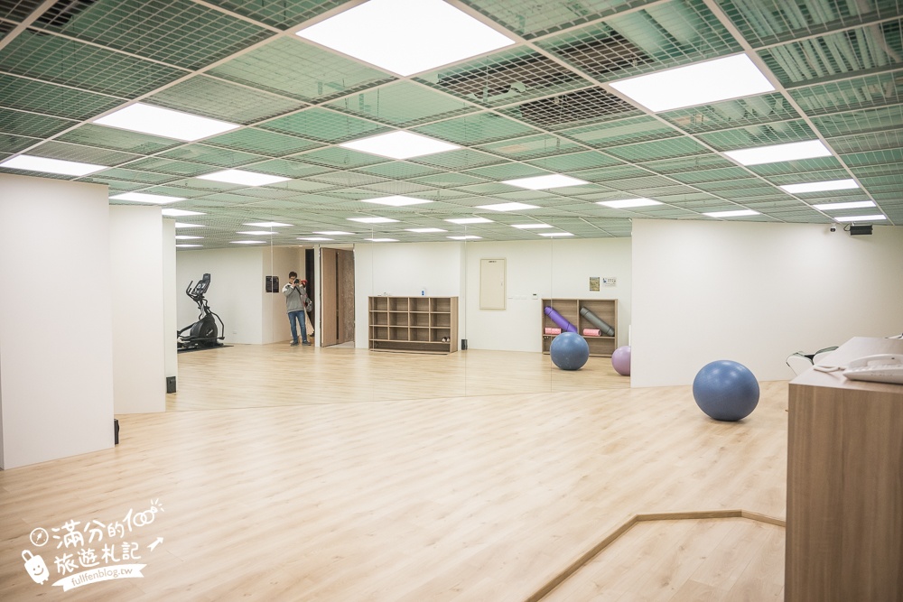台南【晶盈親旅大酒店】全新高質感旅店,家庭房Villa渡假風,200坪兒童遊戲室,親子同行超放電!