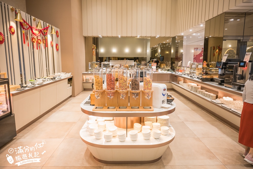 台南【晶盈親旅大酒店】全新高質感旅店,家庭房Villa渡假風,200坪兒童遊戲室,親子同行超放電!
