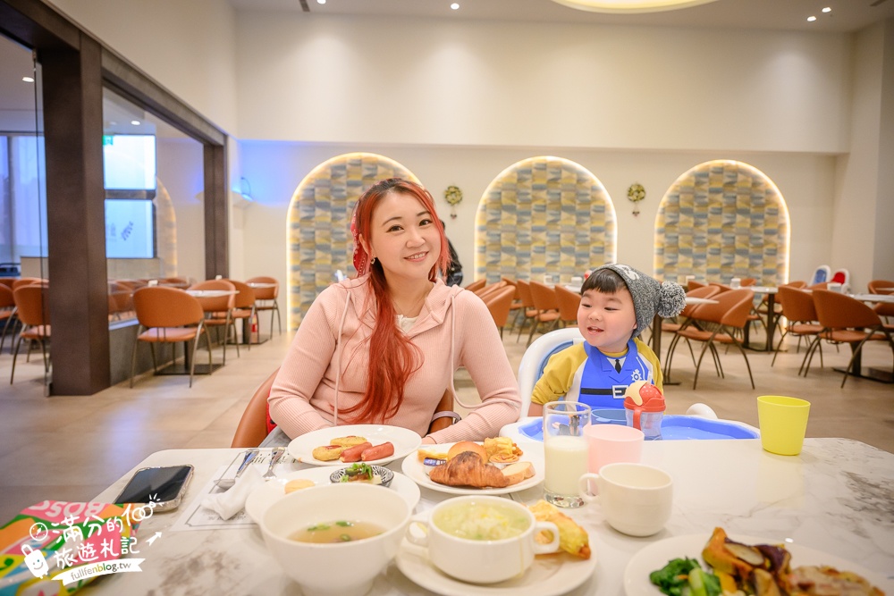 台南【晶盈親旅大酒店】全新高質感旅店,家庭房Villa渡假風,200坪兒童遊戲室,親子同行超放電!