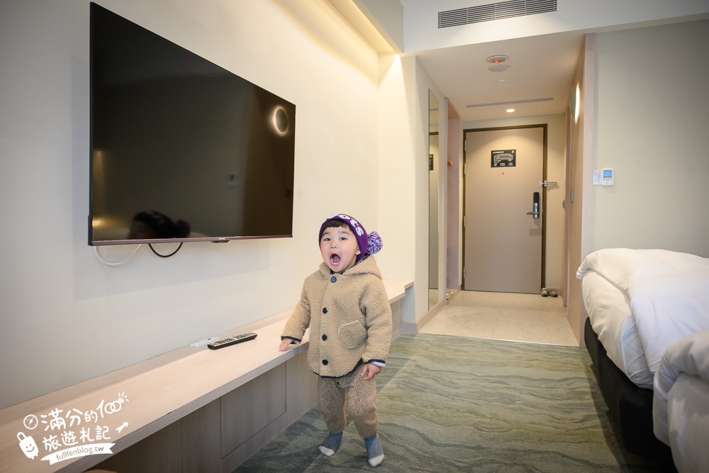 【桃園石門水庫福華渡假飯店】全新湖景房型和超狂親子設施.兒童跑車.任天堂.復古電動免費玩,還能泡三溫暖和游泳!