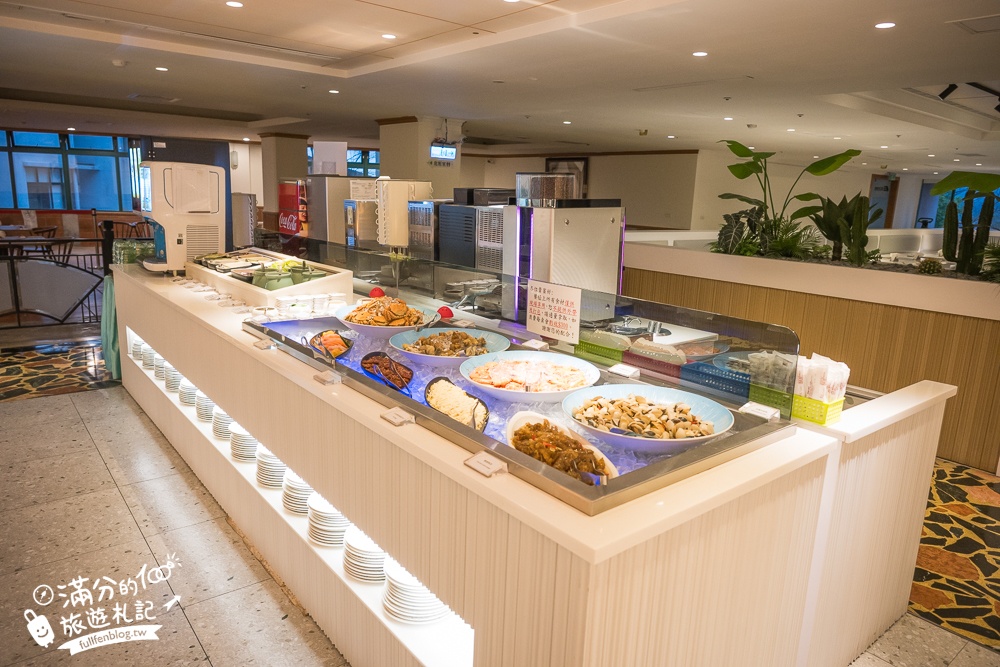 【桃園石門水庫福華渡假飯店】全新湖景房型和超狂親子設施.兒童跑車.任天堂.復古電動免費玩,還能泡三溫暖和游泳!