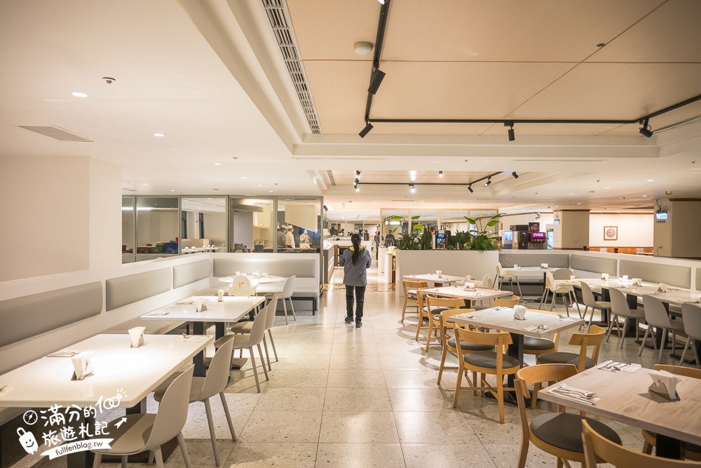 【桃園石門水庫福華渡假飯店】全新湖景房型和超狂親子設施.兒童跑車.任天堂.復古電動免費玩,還能泡三溫暖和游泳!