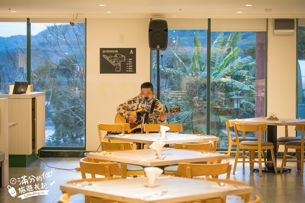 【桃園石門水庫福華渡假飯店】全新湖景房型和超狂親子設施.兒童跑車.任天堂.復古電動免費玩,還能泡三溫暖和游泳!