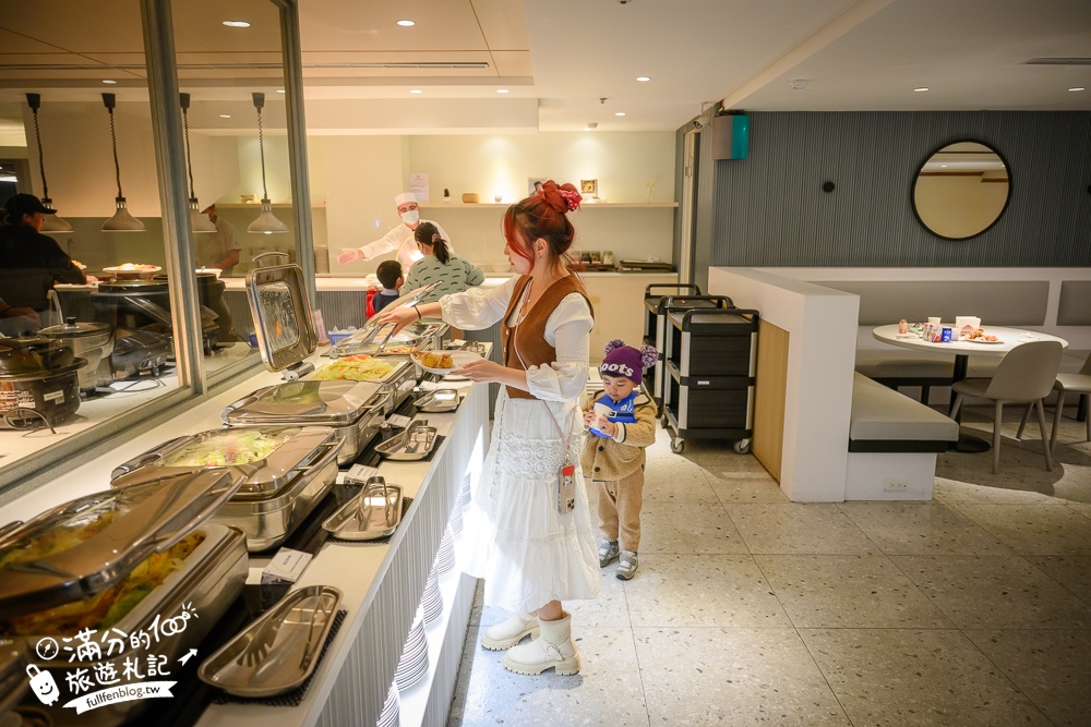 【桃園石門水庫福華渡假飯店】全新湖景房型和超狂親子設施.兒童跑車.任天堂.復古電動免費玩,還能泡三溫暖和游泳!
