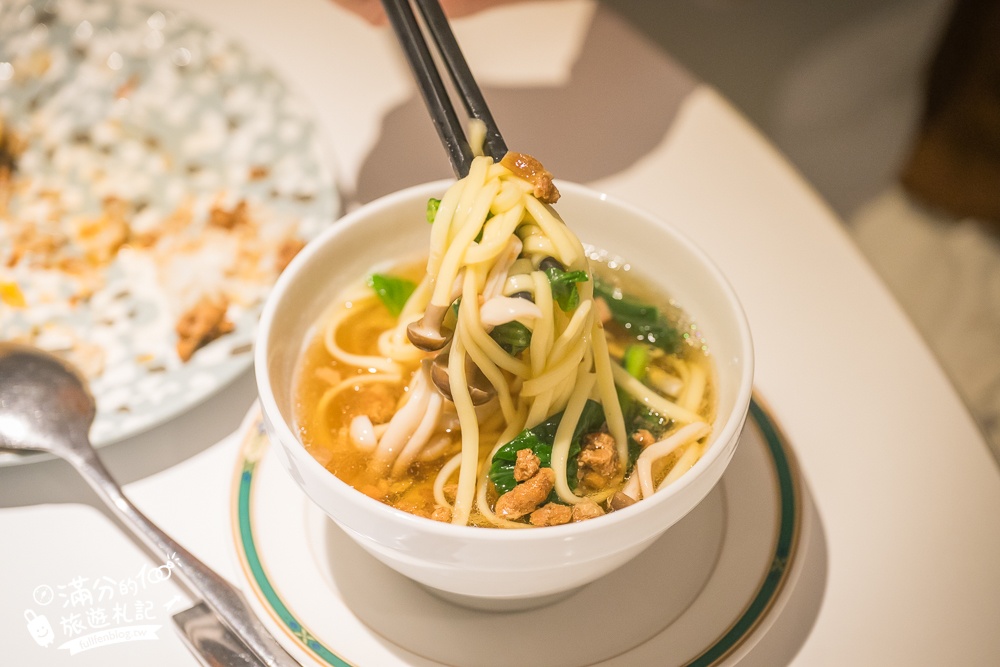 【桃園石門水庫福華渡假飯店】全新湖景房型和超狂親子設施.兒童跑車.任天堂.復古電動免費玩,還能泡三溫暖和游泳!