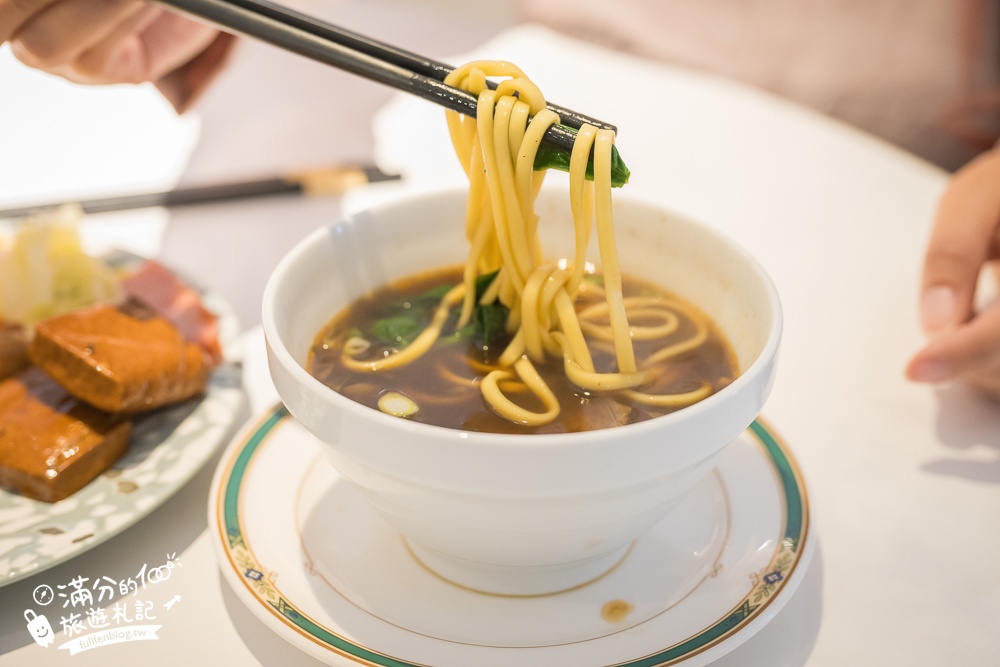 【桃園石門水庫福華渡假飯店】全新湖景房型和超狂親子設施.兒童跑車.任天堂.復古電動免費玩,還能泡三溫暖和游泳!