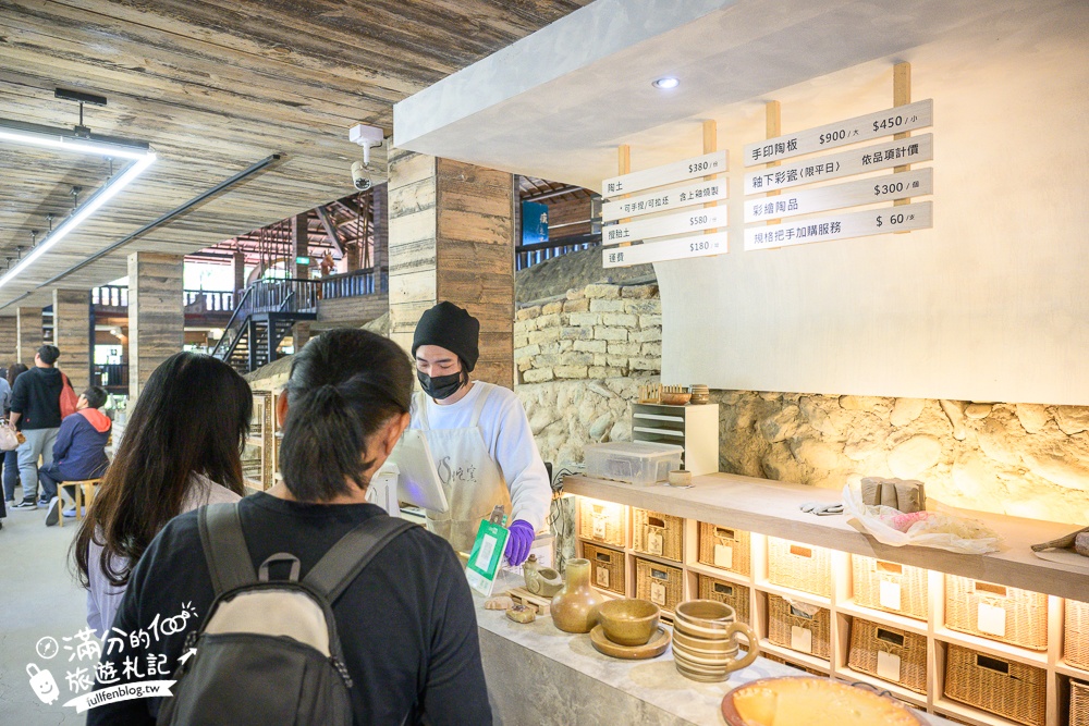 【南投水里蛇窯古裝體驗】土土甜品店.穿唐裝.吃甜點.玩捏陶,親子同遊秒穿越過去!
