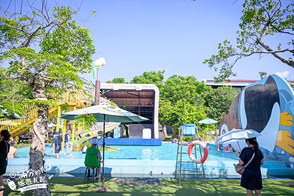 【2025台南頑皮世界野生動物園】最新門票資訊.台南必玩動物園,餵萌寵.看企鵝.玩水樂園.搭水豚列車!