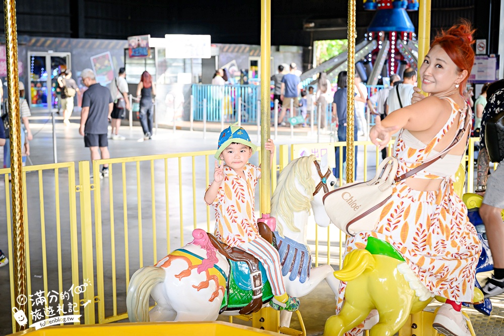 【2025台南頑皮世界野生動物園】最新門票資訊.台南必玩動物園,餵萌寵.看企鵝.玩水樂園.搭水豚列車!