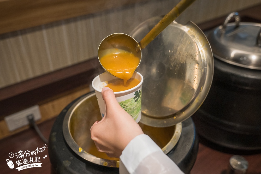 【成功牛排宜蘭店】宜蘭平價親子牛排館,人氣必點豪華雙拼,爆米花.咖哩飯.冰淇淋自助吧無限暢飲,加麵還不加價!
