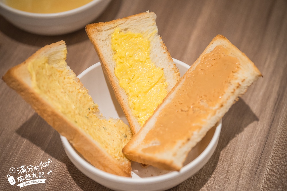 【成功牛排宜蘭店】宜蘭平價親子牛排館,人氣必點豪華雙拼,爆米花.咖哩飯.冰淇淋自助吧無限暢飲,加麵還不加價!
