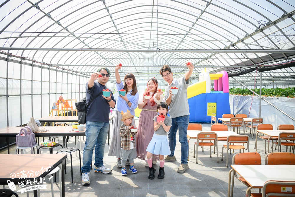 福岡草莓園【Fruitelier中村果樹園】久留米親子草莓園,50分鐘草莓吃到飽.能邊採邊吃,還有兒童遊戲區好溫馨!