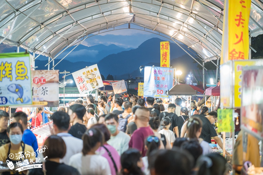 【2025南投埔里城觀光夜市】每週只營業五六日！雨天還是可以逛.超過200間美食遊戲攤位.還能玩水上電動船.飄移車超好玩!