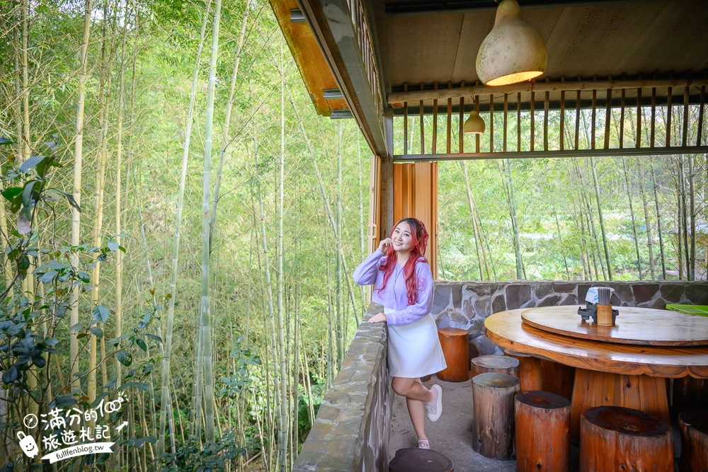 南投【竹棧餐廳】鹿谷景觀餐廳.在孟宗竹林裡享受野菜山產,主人招待拔絲地瓜更驚艷!