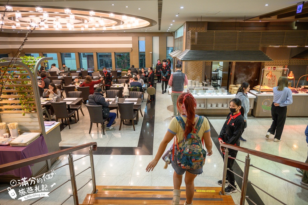 【承萬尊爵渡假酒店】南投埔里親子飯店.百坪兒童遊戲區.SWITCH任天堂.星空泳池通通免費玩!