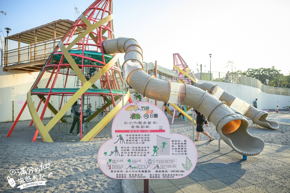 南投【竹夢親子公園】竹山小鎮新地標,雙塔竹筍造型溜滑梯好吸睛.攀爬網.鞦韆.沙坑.彈跳床和滑索通通免費玩!