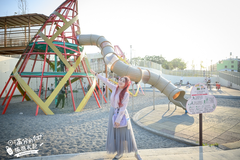 南投【竹夢親子公園】竹山小鎮新地標,雙塔竹筍造型溜滑梯好吸睛.攀爬網.鞦韆.沙坑.彈跳床和滑索通通免費玩!