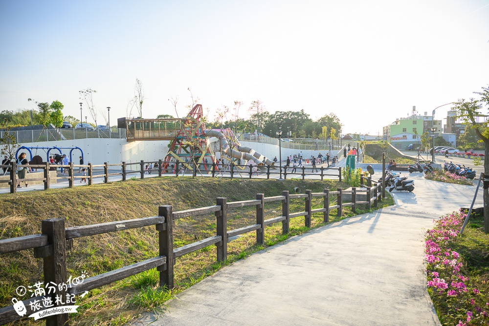 南投【竹夢親子公園】竹山小鎮新地標,雙塔竹筍造型溜滑梯好吸睛.攀爬網.鞦韆.沙坑.彈跳床和滑索通通免費玩!