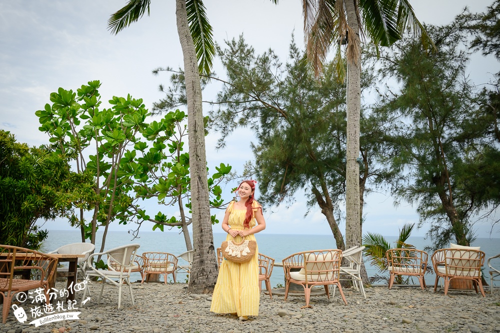 屏東新景點【Coconut Coast椰海·漫漫】枋山最新景觀餐廳.濃濃巴厘島風情, 無敵海景&火車快飛通通能滿足!