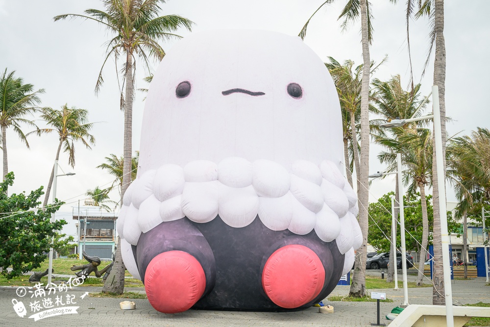 【2025落山風藝術季】看海美術館最新打卡地標!TOP9必拍怪獸代班作品,看海吹風趣味十足!