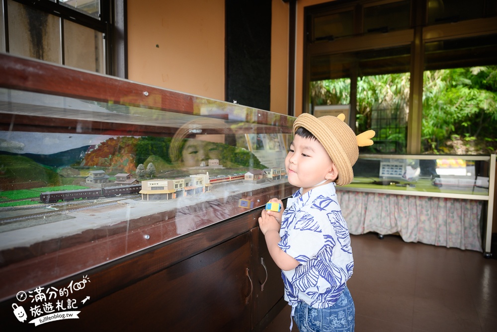 【沖繩名護自然動植物公園】沖繩必玩親子景點.搭小火車探索小亞馬遜河,與群鳥合影超震撼!