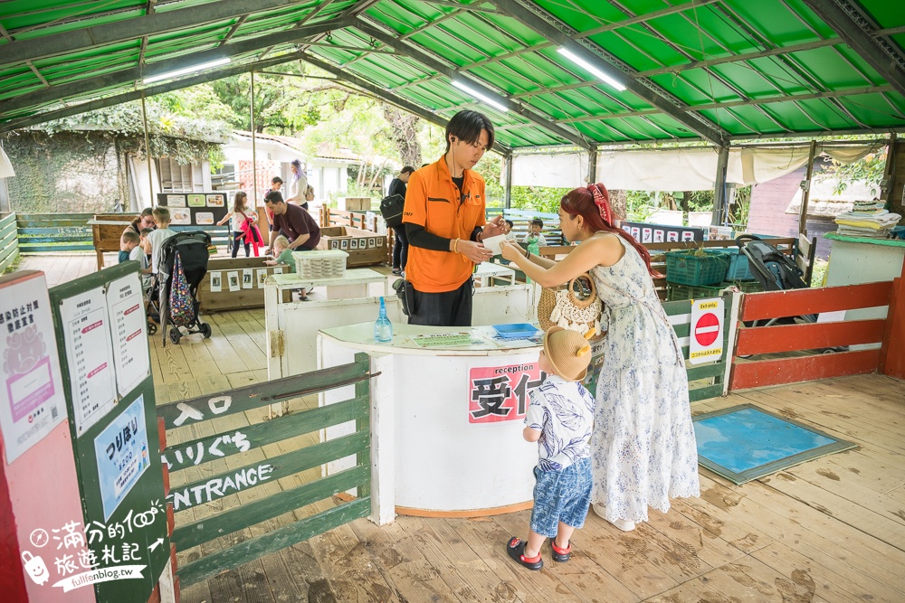 【沖繩名護自然動植物公園】沖繩必玩親子景點.搭小火車探索小亞馬遜河,與群鳥合影超震撼!