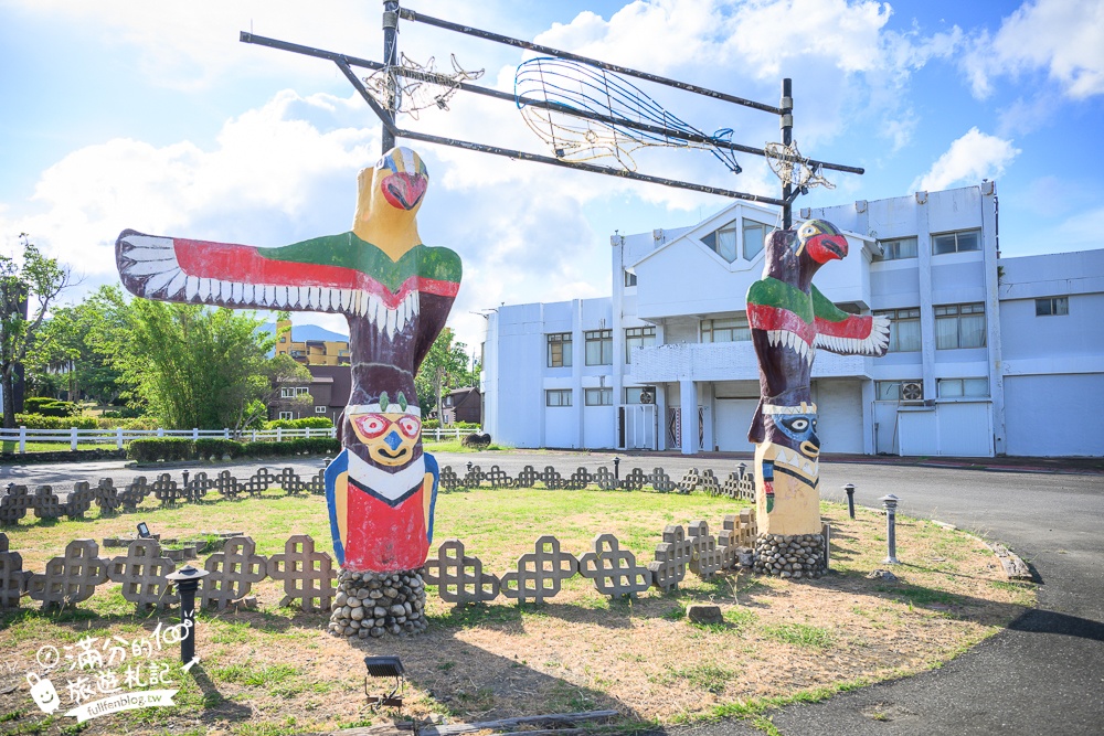 【小墾丁渡假村一泊二食玩樂攻略】墾丁親子住宿推薦,入宿有溜滑梯的小木屋.還能游泳玩水.打保齡球玩手作!