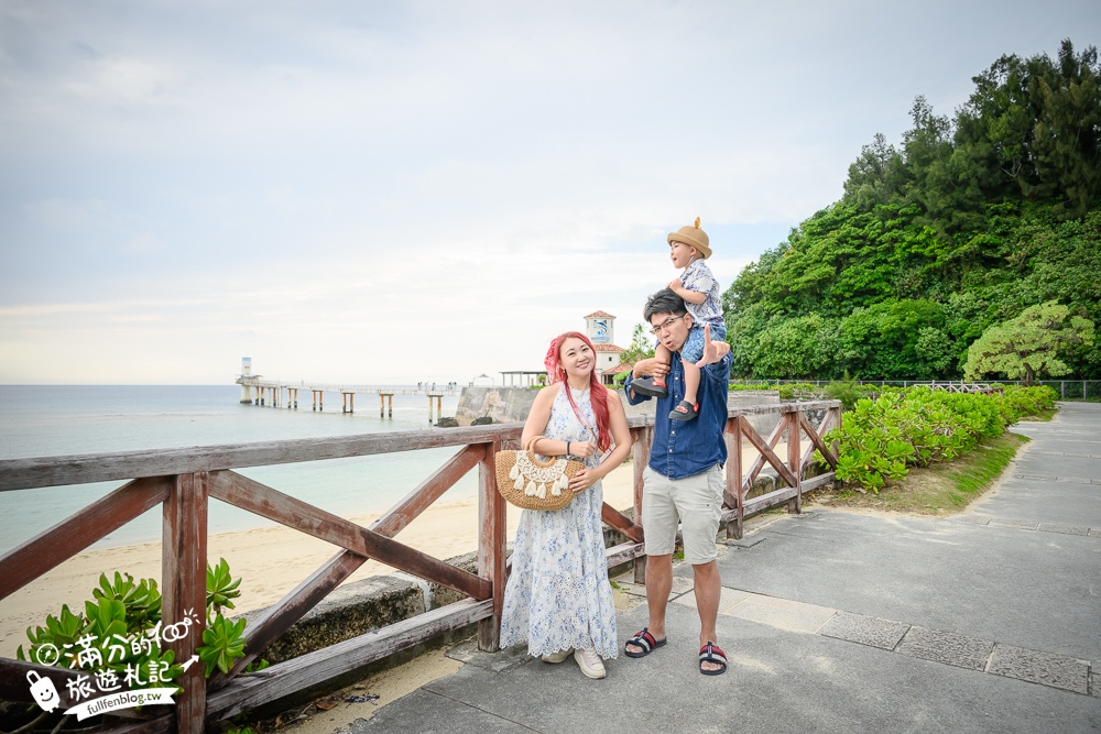 【沖繩玻璃底遊艇體驗】名護部瀬名海中公園親子必玩!搭鯨魚遊艇,換個視角看海底世界,還能同時餵魚超好玩!