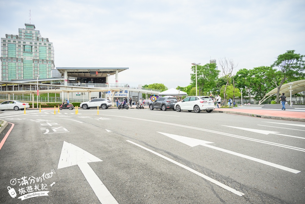 苗栗新景點【苗栗火車頭園區】最新門票資訊&設施體驗,必搭小火車遊園.近距離與蒸汽火車合影趣味十足!
