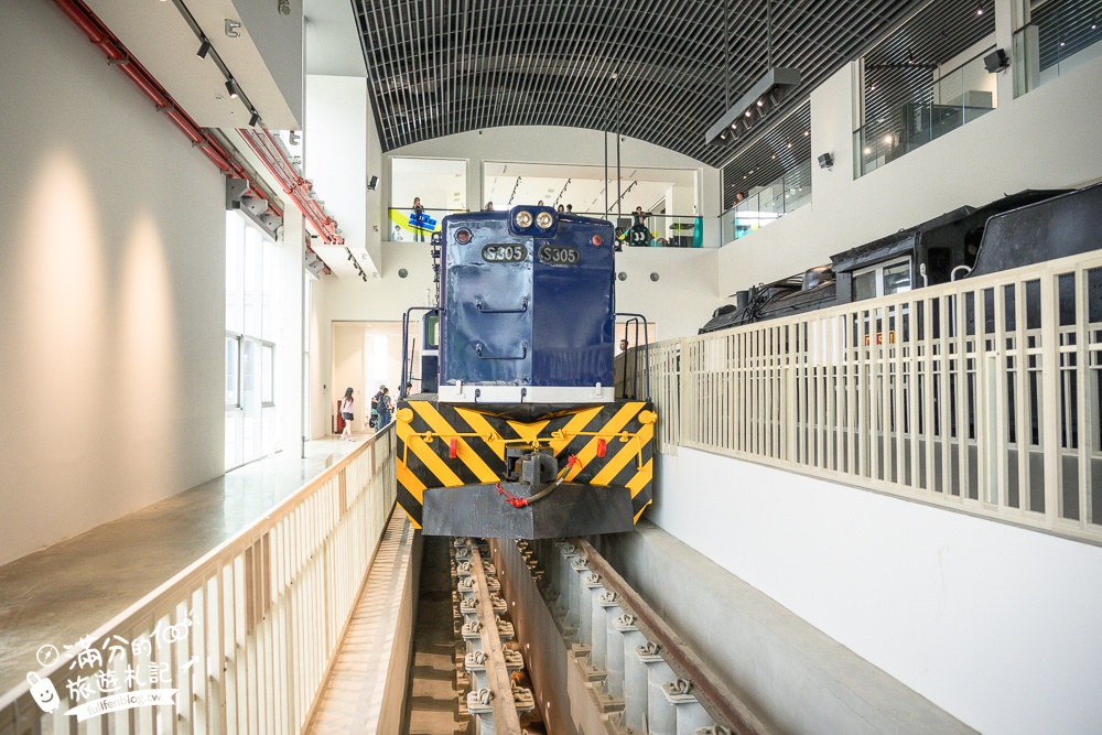 苗栗新景點【苗栗火車頭園區】最新門票資訊&設施體驗,必搭小火車遊園.近距離與蒸汽火車合影趣味十足!