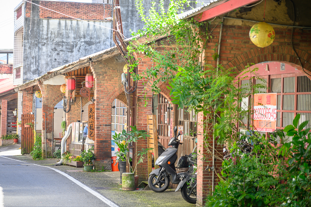 【新竹縣關西景點二日遊】探索關西鎮的忘憂森林.必吃仙草冰.歷史古蹟裡下午茶.走訪舊時貿易繁榮的關西老街！