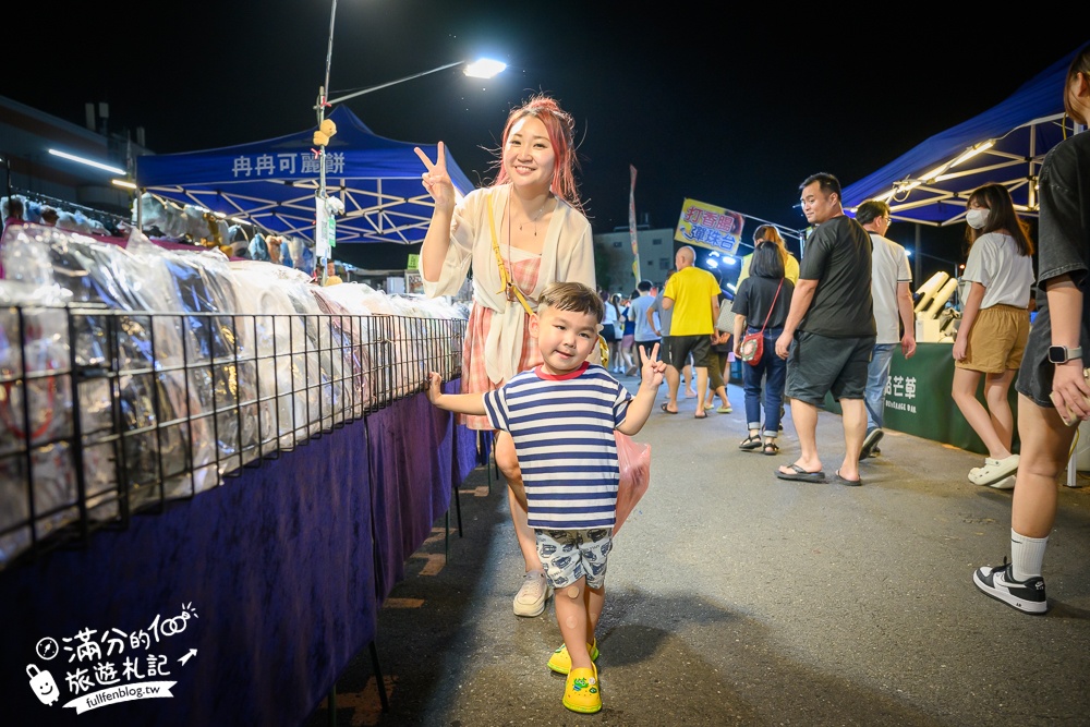 南投【草鞋墩人文觀光夜市】TOP10人氣美食＆必玩夜市遊戲,每週只營業四天,佔地八千坪,還有街頭藝人表演!