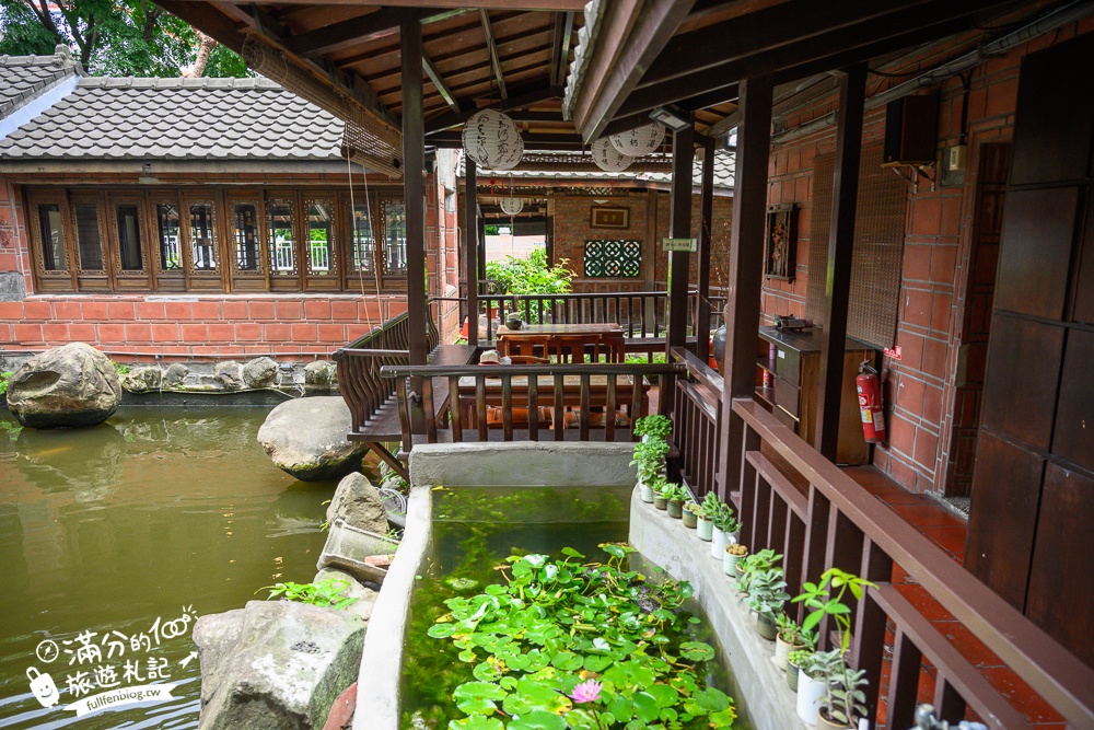 台中【耕讀園市政店】座落城市裡的江南風古都.台中懷舊茶樓.復古茶館裡觀景喫茶超愜意!