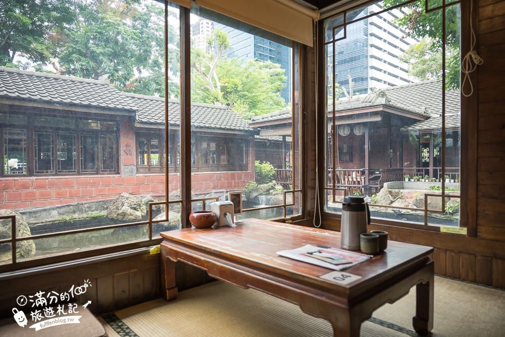 台中【耕讀園市政店】座落城市裡的江南風古都.台中懷舊茶樓.復古茶館裡觀景喫茶超愜意!