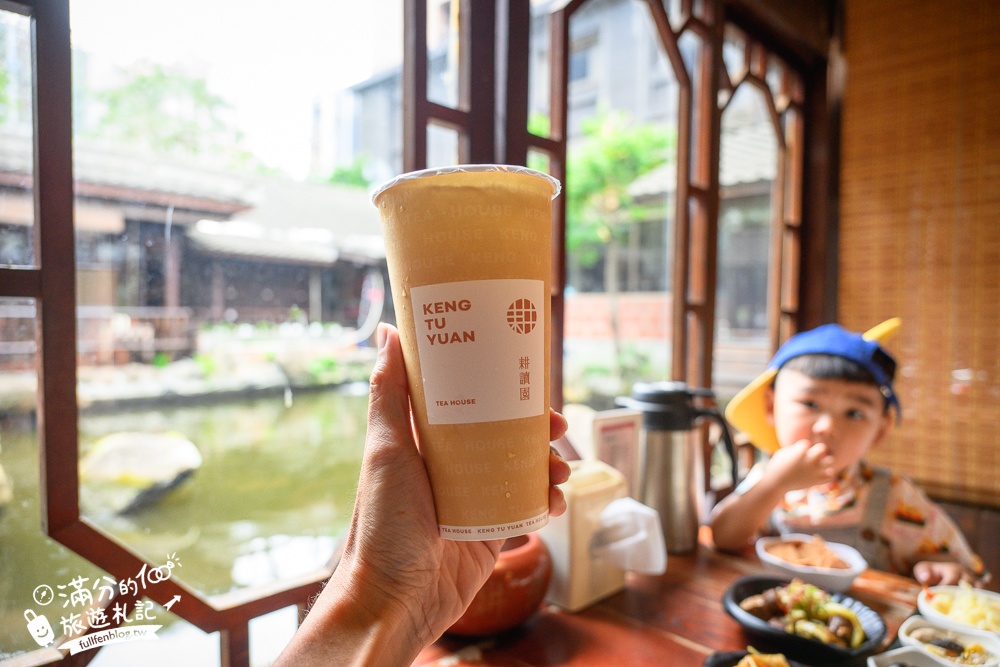 台中【耕讀園市政店】座落城市裡的江南風古都.台中懷舊茶樓.復古茶館裡觀景喫茶超愜意!