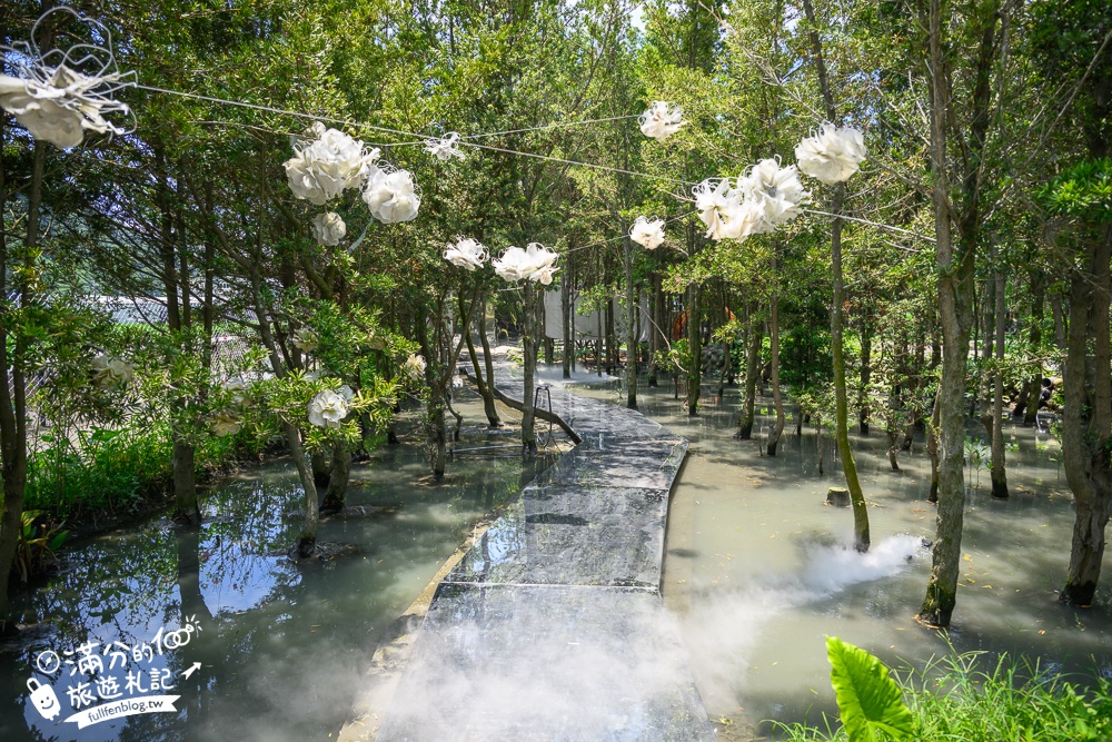台中【喜鵲方舟FairyLand】后里一處優靜美地,必體驗朗月湖划透明獨木舟,與萌寵互動.看火炎山,還能吃輕食喝烤茶!